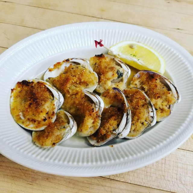 Order Baked Clams Arreganata food online from A Touch of Italy store, Egg Harbor Township on bringmethat.com