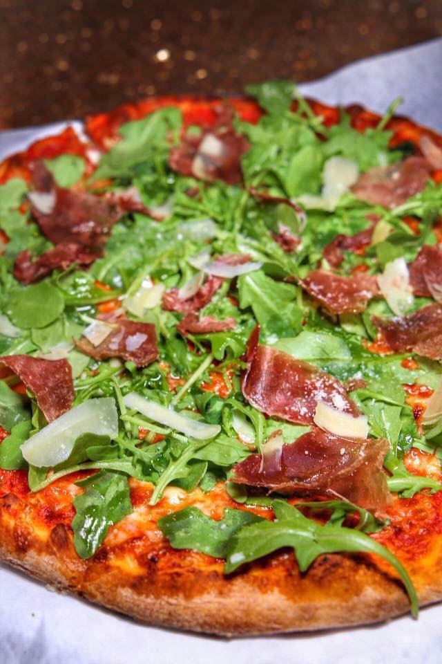 Order Rucola e Prosciutto Red Pizzette food online from Locale Gastro Bar store, Patchogue on bringmethat.com