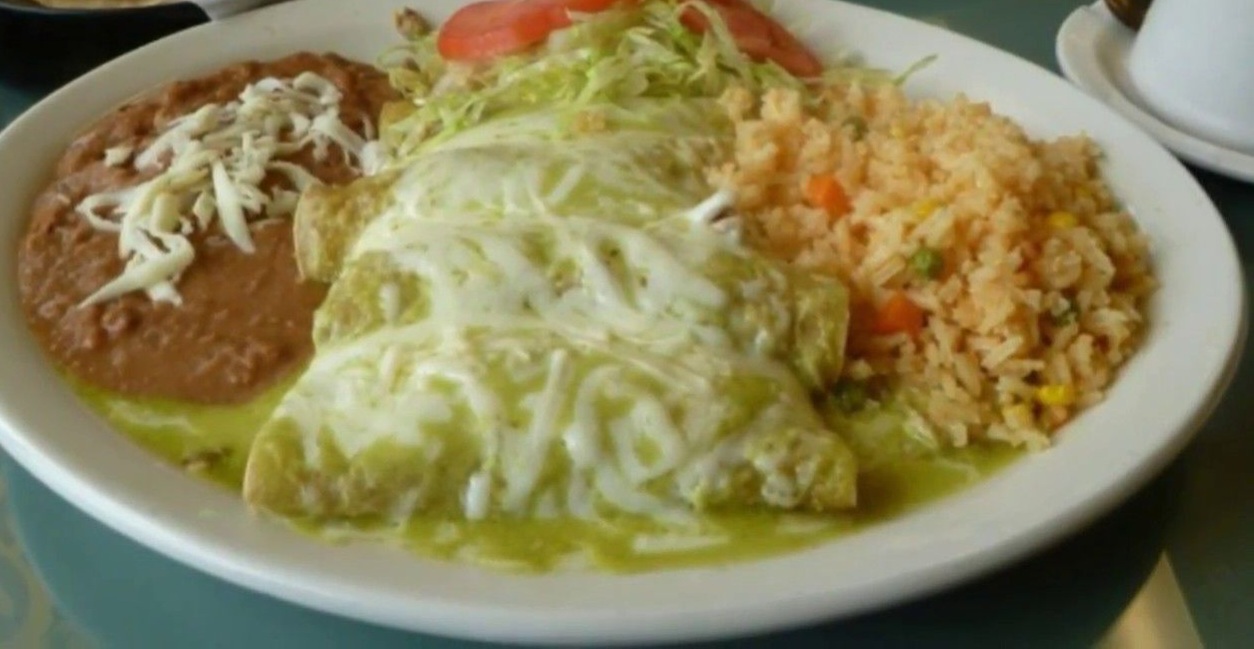 Order Enchiladas Verdes food online from Las Palmas store, Norristown on bringmethat.com