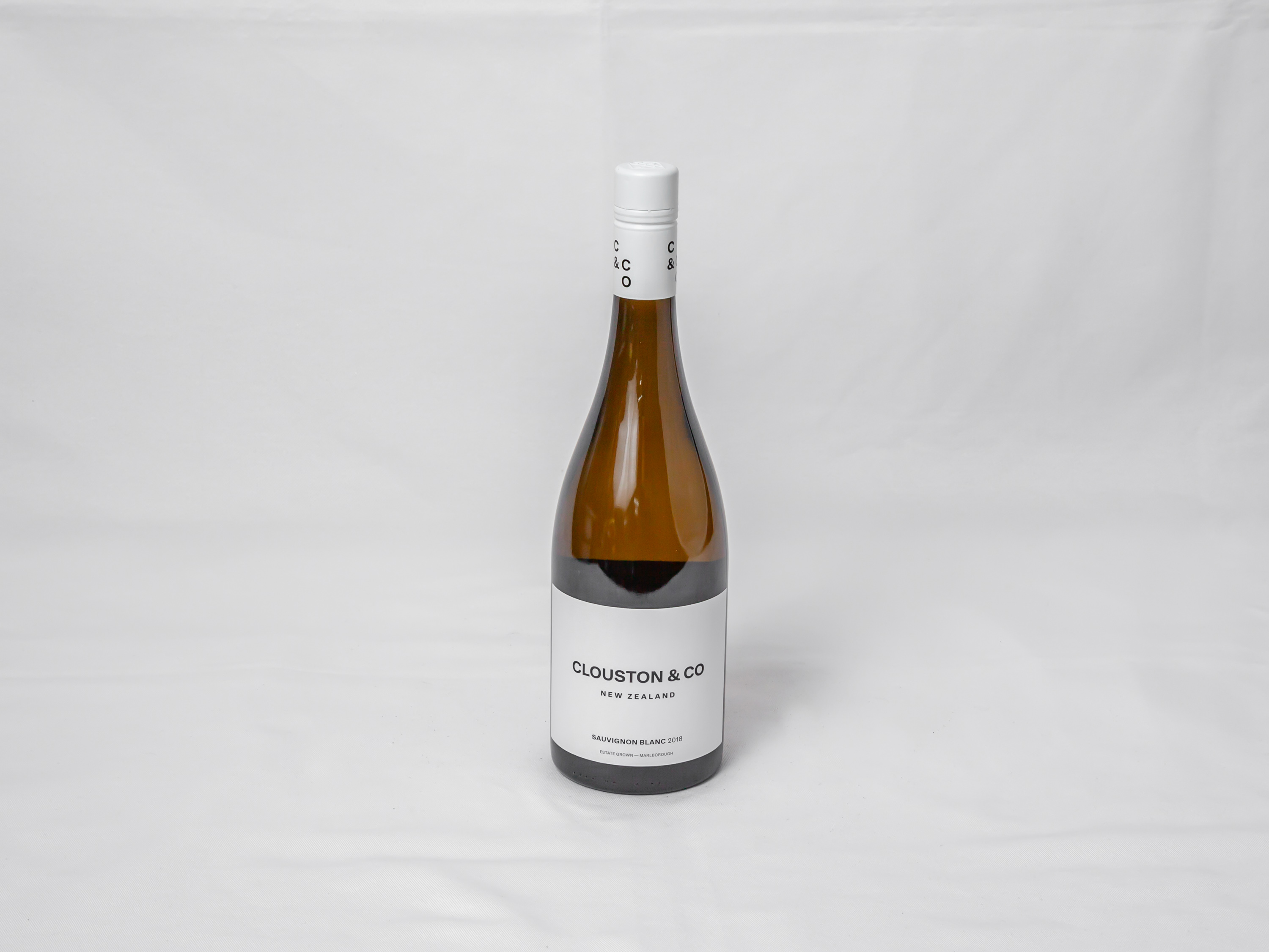 Order 750 ml Clouston & Co 2019 Sauvignon Blanc White Wine food online from Bucktown Food And Liquor store, Chicago on bringmethat.com