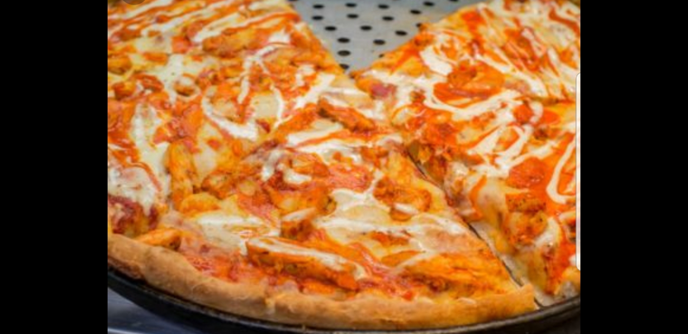Order Buffalo Chicken Pizza food online from Romeo's Pizza and Pasta store, Wadsworth on bringmethat.com