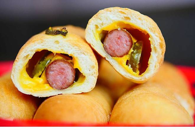 Order Sausage Jalapenos and Cheese Kolache (Small) food online from Dawn Donuts store, League City on bringmethat.com