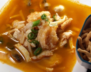 Order 16C. Tom Yum Gon food online from Chef Ming's Kitchen store, Beverly Hills on bringmethat.com