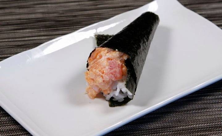 Order Spicy Tuna Hand Roll food online from Fujisan store, El Centro on bringmethat.com
