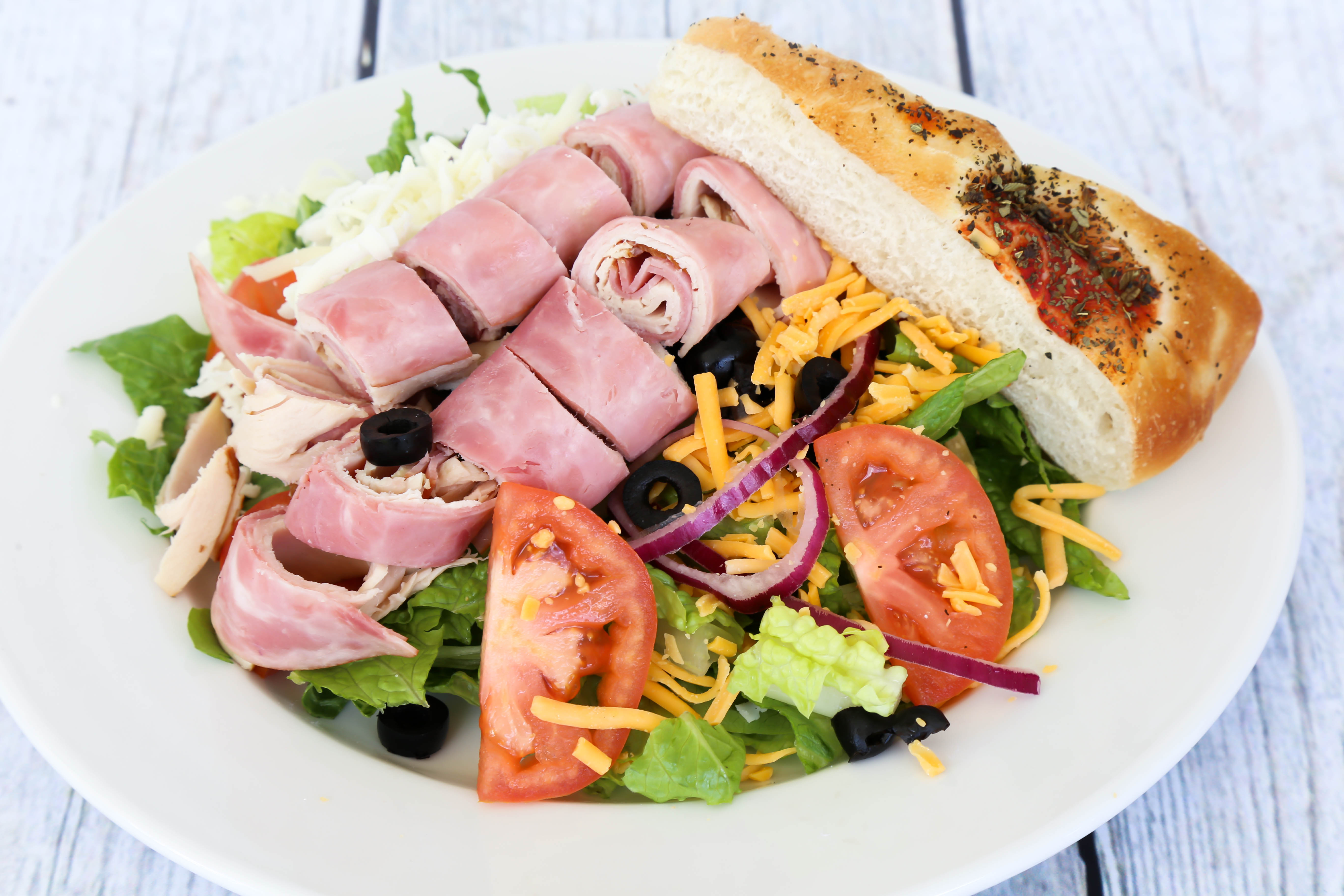 Order Chef Salad food online from Vito's Gourmet Pizza store, Pompano Beach on bringmethat.com