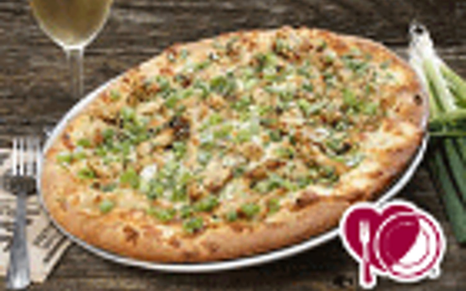Order Kickin' Chicken Pizza food online from Extreme Pizza store, Alamo on bringmethat.com