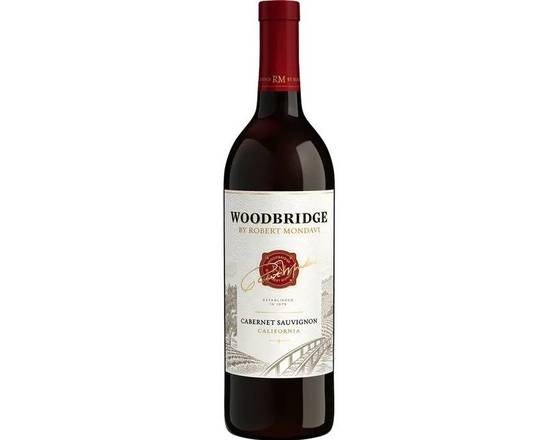 Order Woodbridge Cabernet Sauvignon, 750mL red wine (13.5% ABV) food online from NEWBRIDGE WINES & SPIRITS CORP store, Levittown on bringmethat.com