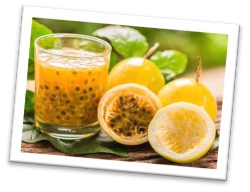Order Passionfruit Juice food online from Cibao Kitchen store, Nashua on bringmethat.com