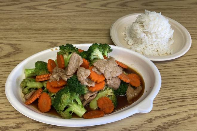 Order Broccoli Stir-fry food online from Plumeria Thai Cafe store, Las Vegas on bringmethat.com