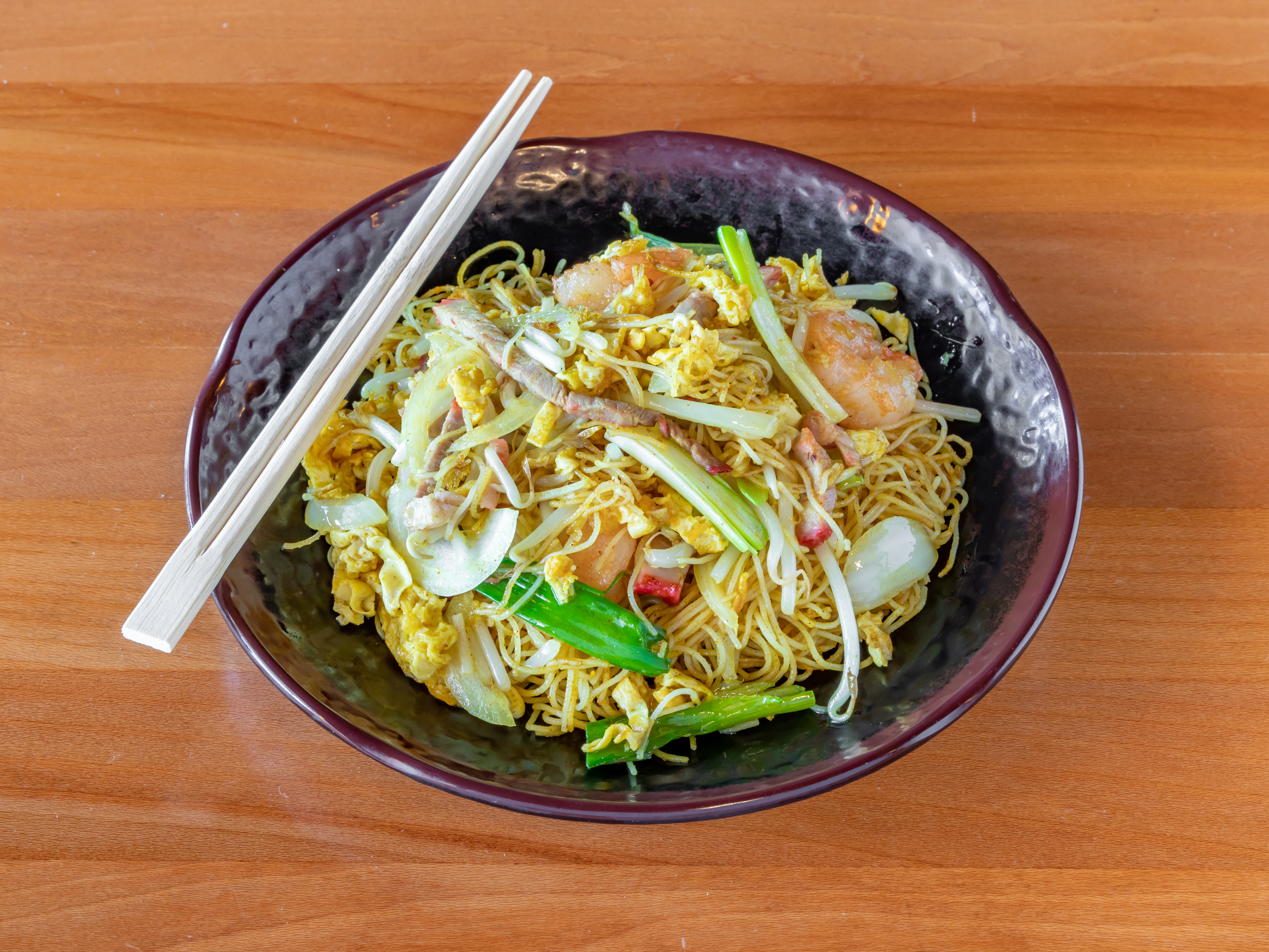 Order House Special Pad Thai food online from Big Bowl Asian Diner store, Mesa on bringmethat.com