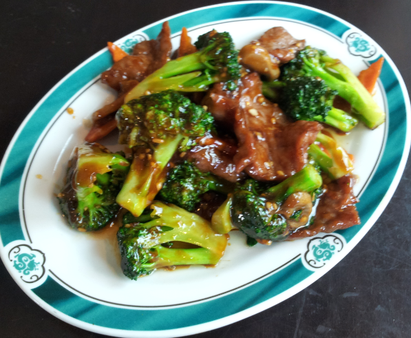 Order B4. Beef and Broccoli food online from 88 Chinese & Sushi Sherman Oaks store, Van Nuys on bringmethat.com