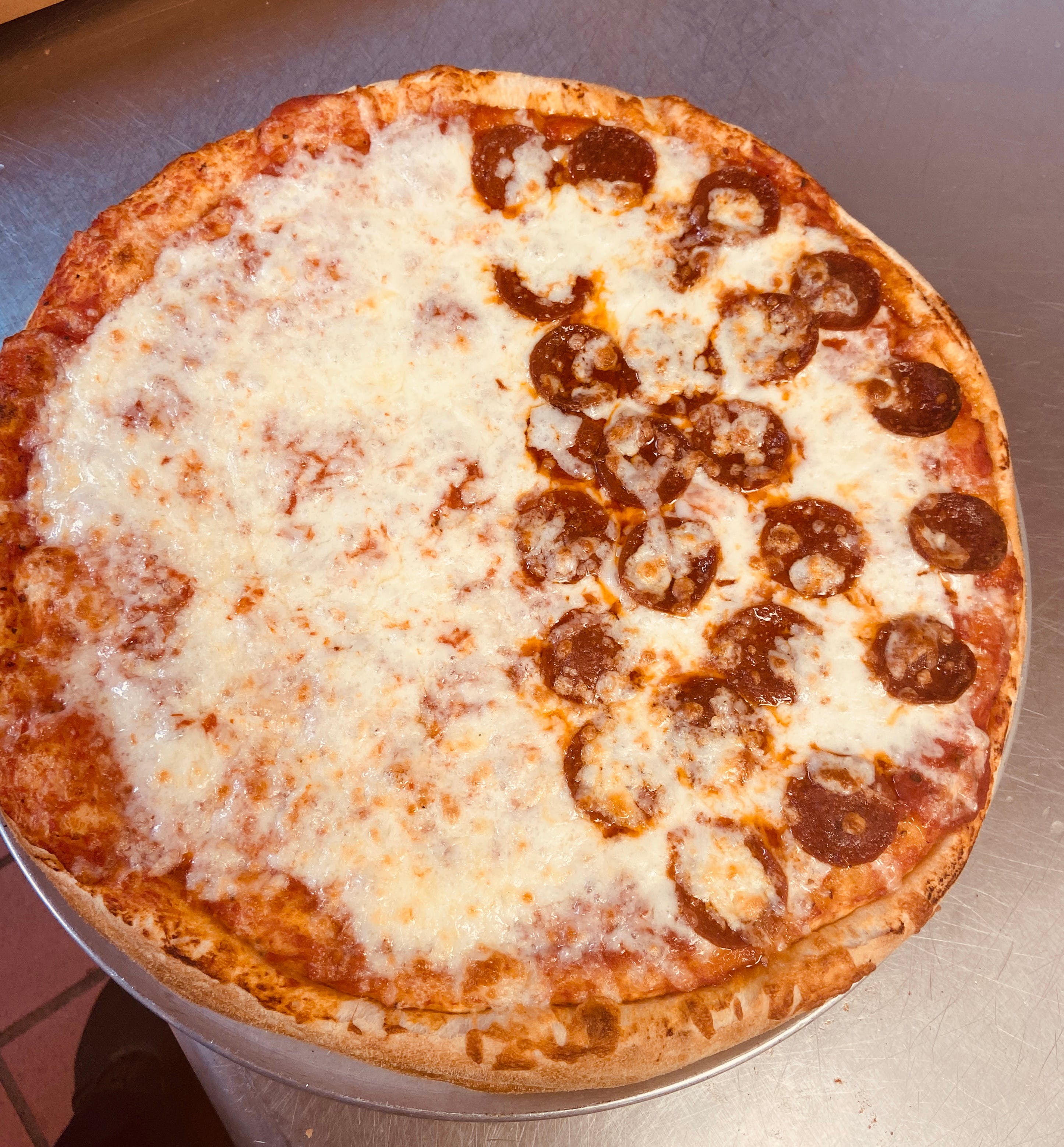 Order Plain Cheese Pizza - Small 12'' food online from Bejta's Pizza & Subs store, Greensboro on bringmethat.com