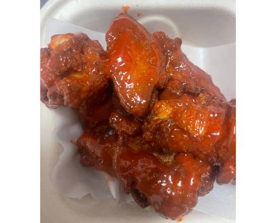 Order Hot Wings food online from Ingleside Pizza store, San Francisco on bringmethat.com