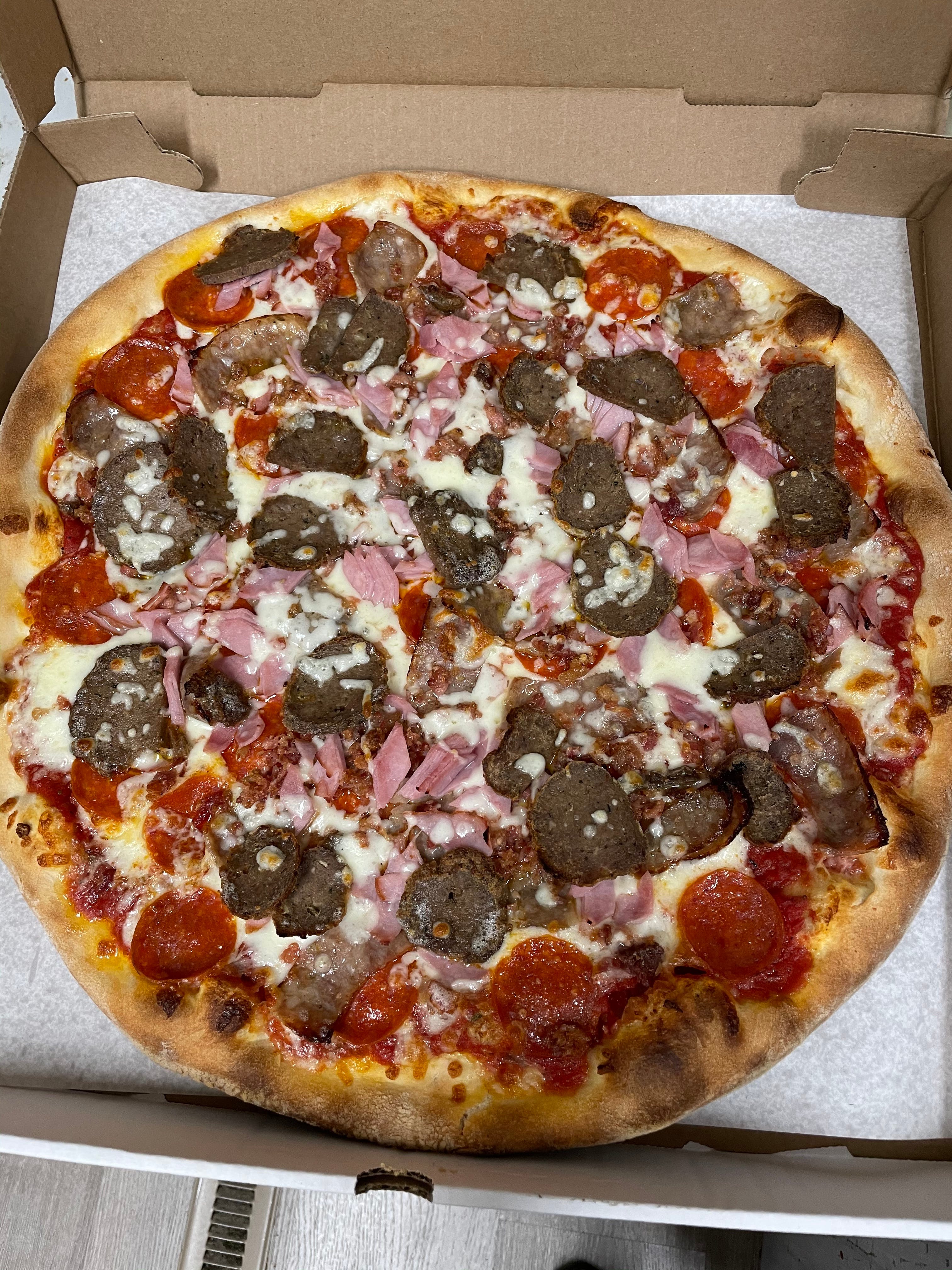 Order The Butcher's Block Pizza - 12'' food online from Amici Vicinato store, Lafayette Hill on bringmethat.com