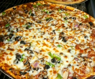 Order Hampden Deluxe Pizza food online from Philly's Best store, Baltimore on bringmethat.com