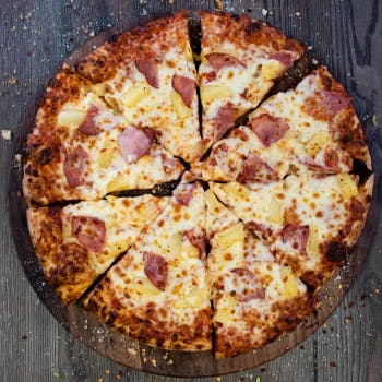 Order Hawaiian Pizza - Small 9" (4-Cut) food online from Fox Pizza Den store, Burgettstown on bringmethat.com