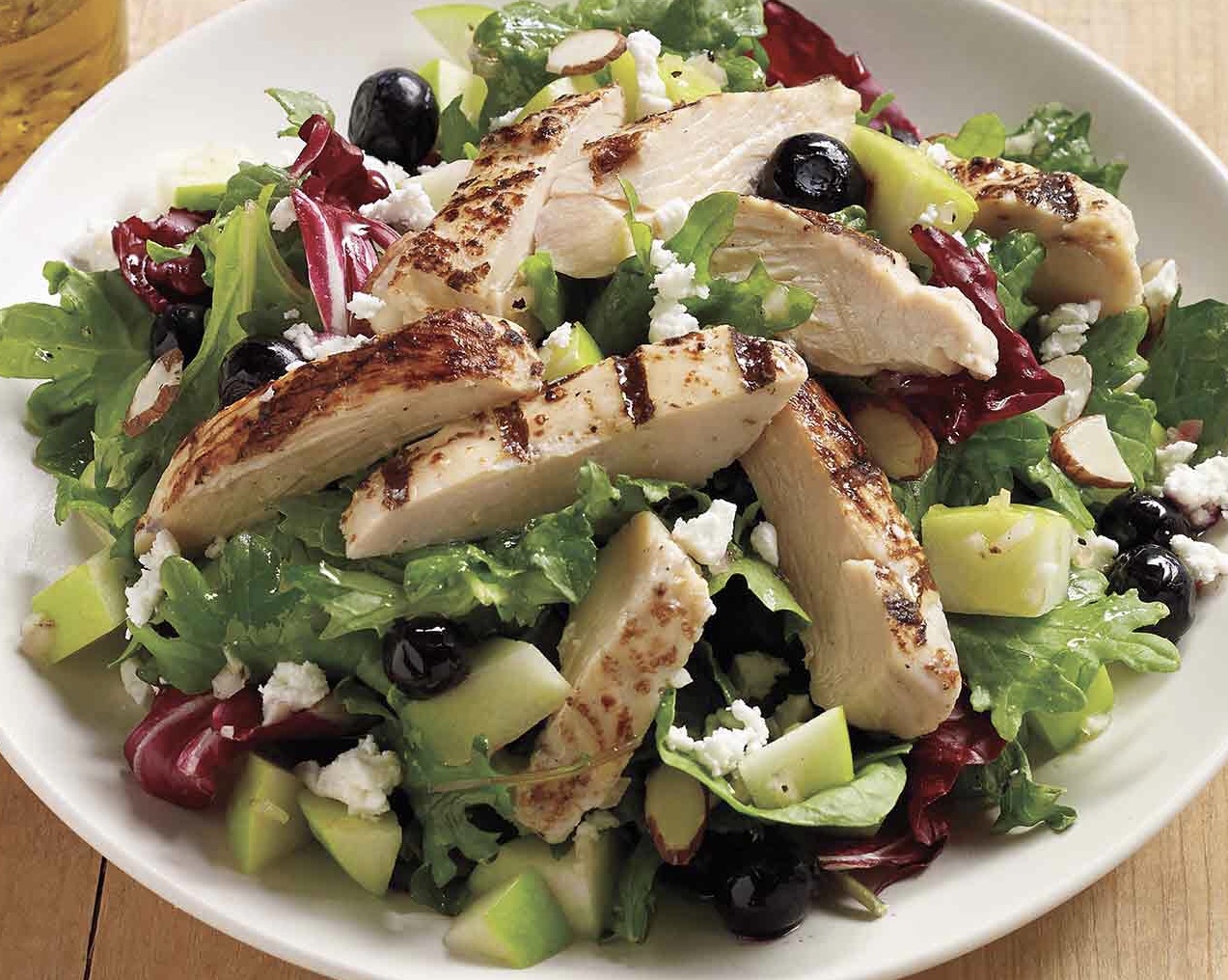 Order Grilled Chicken Tossed Salad food online from NY Grill & Deli - Rivington St. store, New York on bringmethat.com