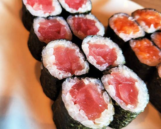 Order Tuna Roll food online from Ginza Japanese Restaurant store, Houston on bringmethat.com