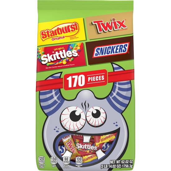 Order SNICKERS, SKITTLES, & More Assorted Halloween Candy Variety Bag, 62.02 OZ food online from CVS store, WAYNE on bringmethat.com