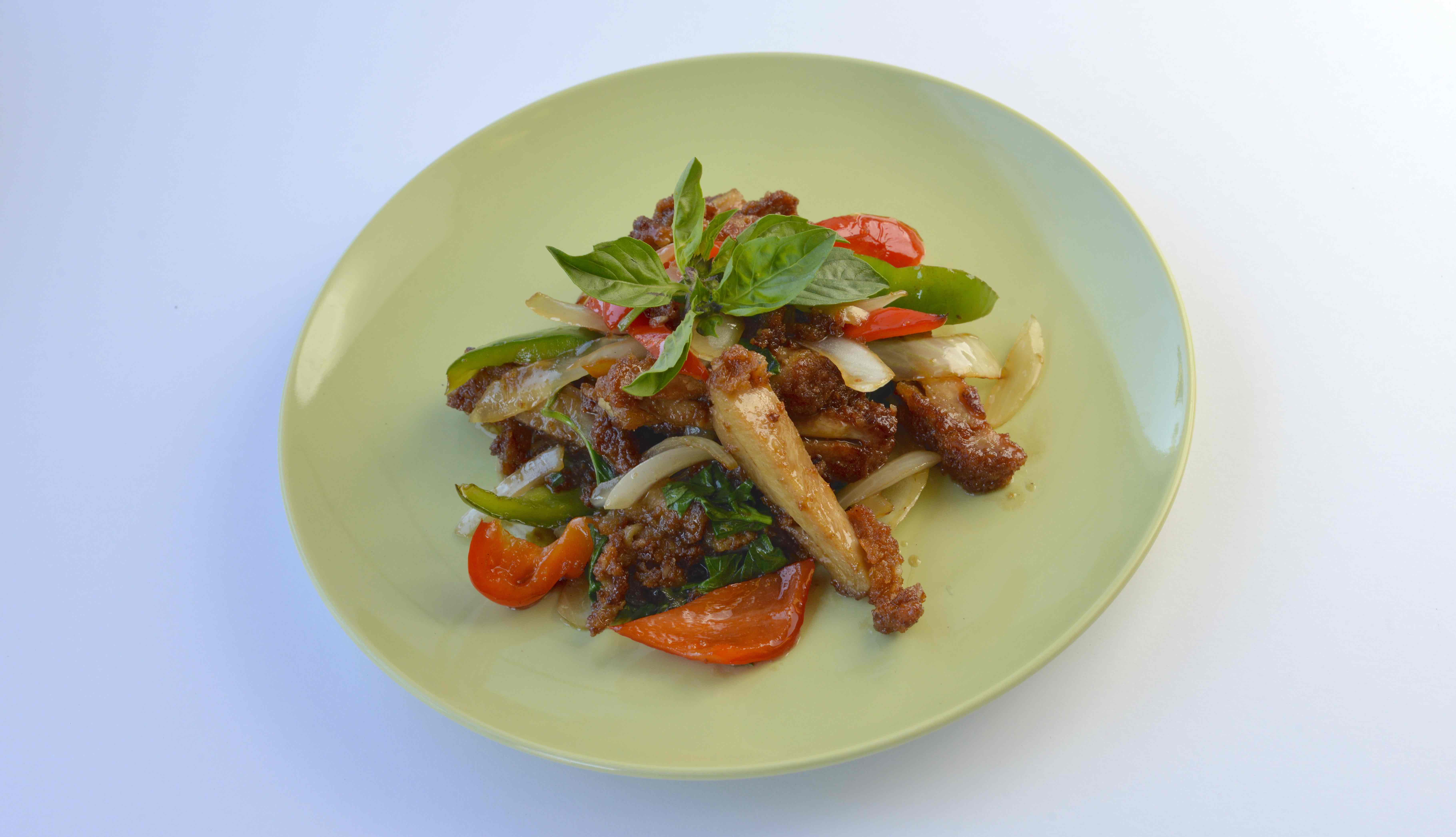 Order Crispy Chicken Basil food online from Thai Cafe store, Lynn on bringmethat.com