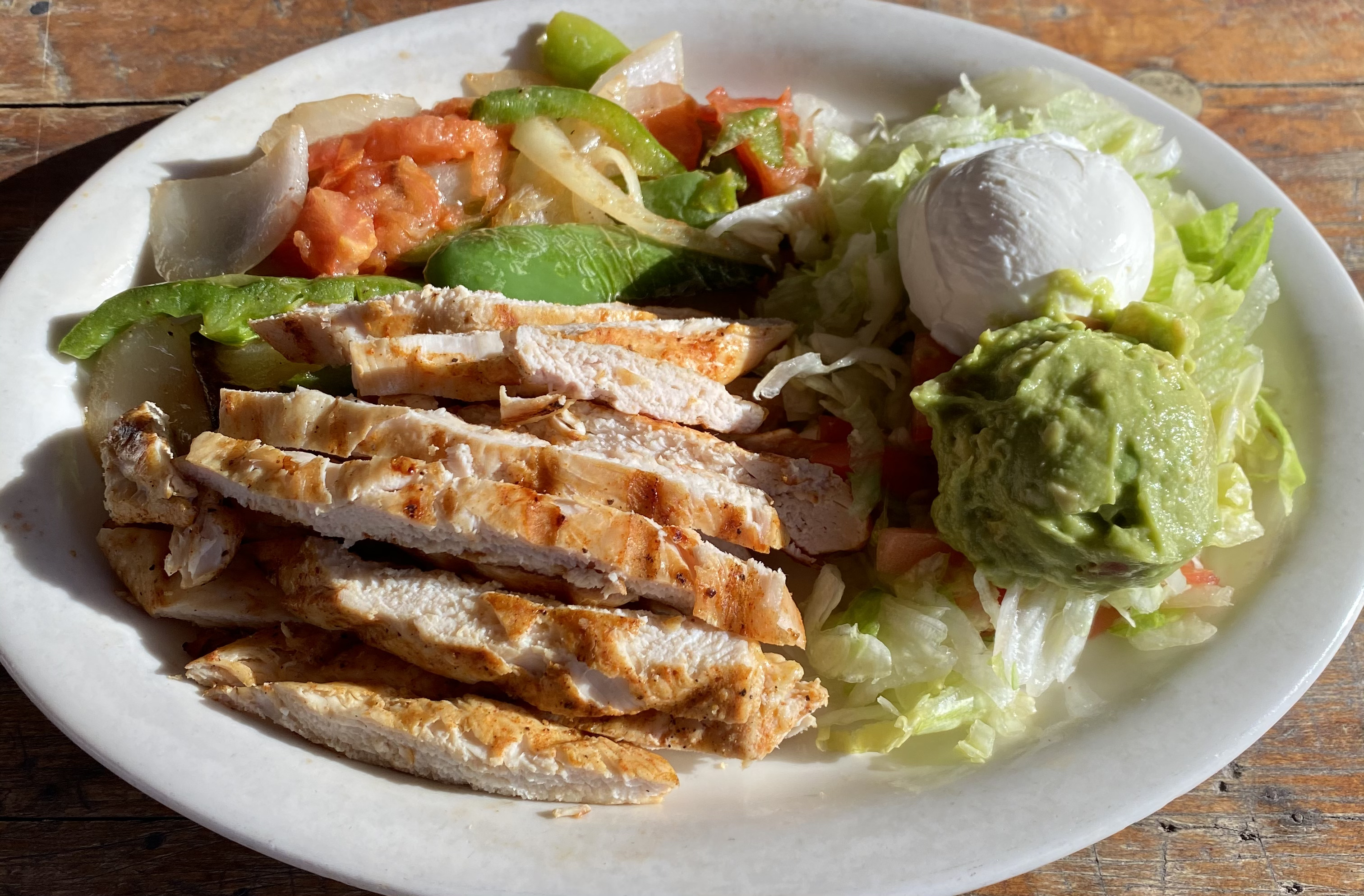 Order #5. Salad, Guacamole and Sour Cream Fajita food online from Ojeda's store, Dallas on bringmethat.com