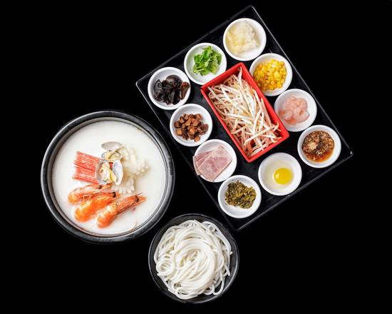 Order House Special with Rib Rice Noodle food online from Ludingji Noodles store, City of Industry on bringmethat.com