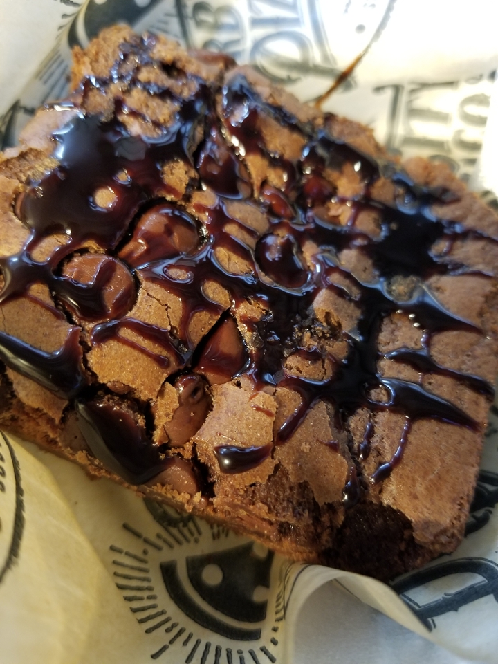 Order Brownies food online from Derby City Pizza store, Fairdale on bringmethat.com