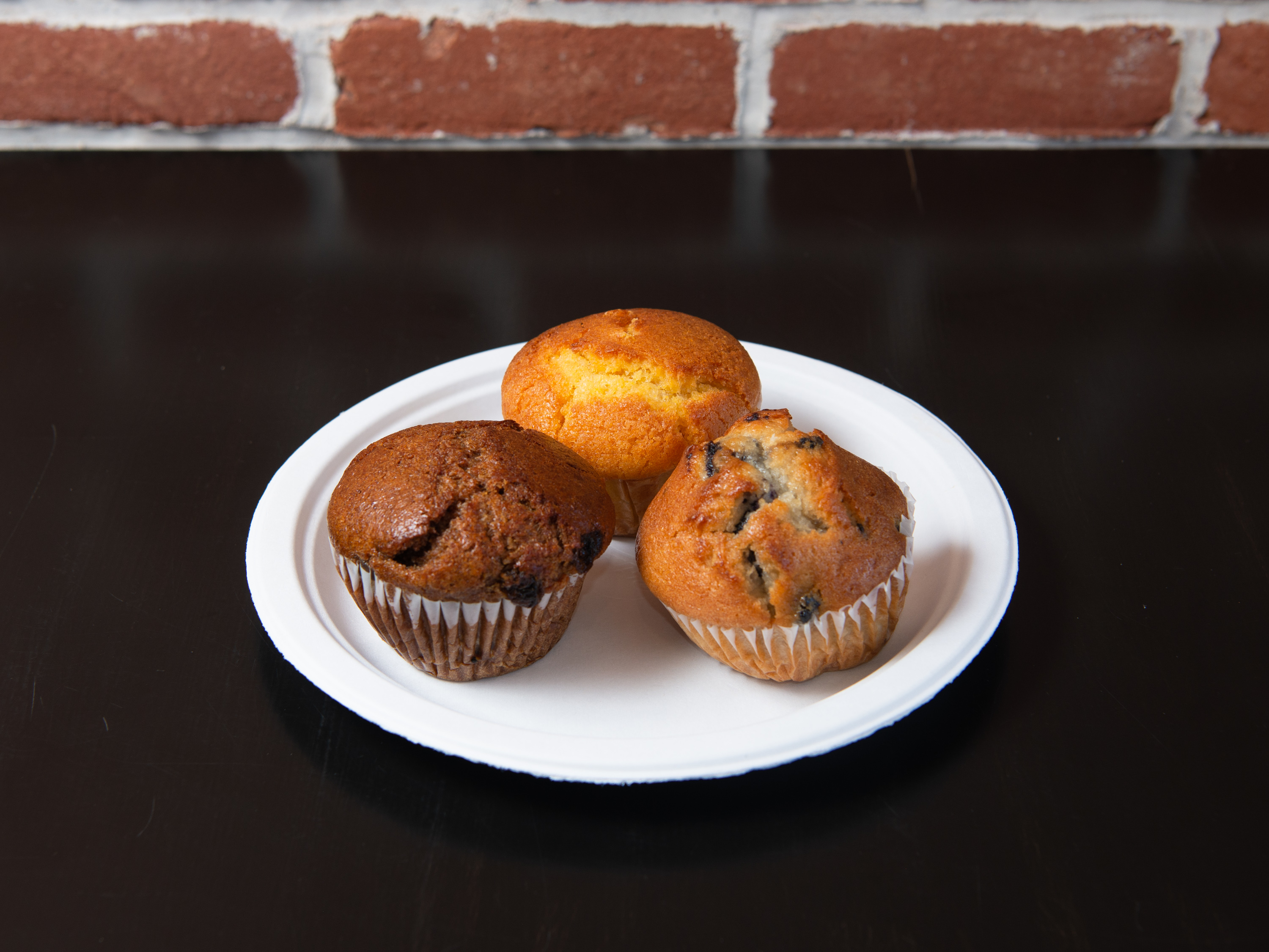 Order Regular Muffin food online from Sunset Bagels store, Brooklyn on bringmethat.com