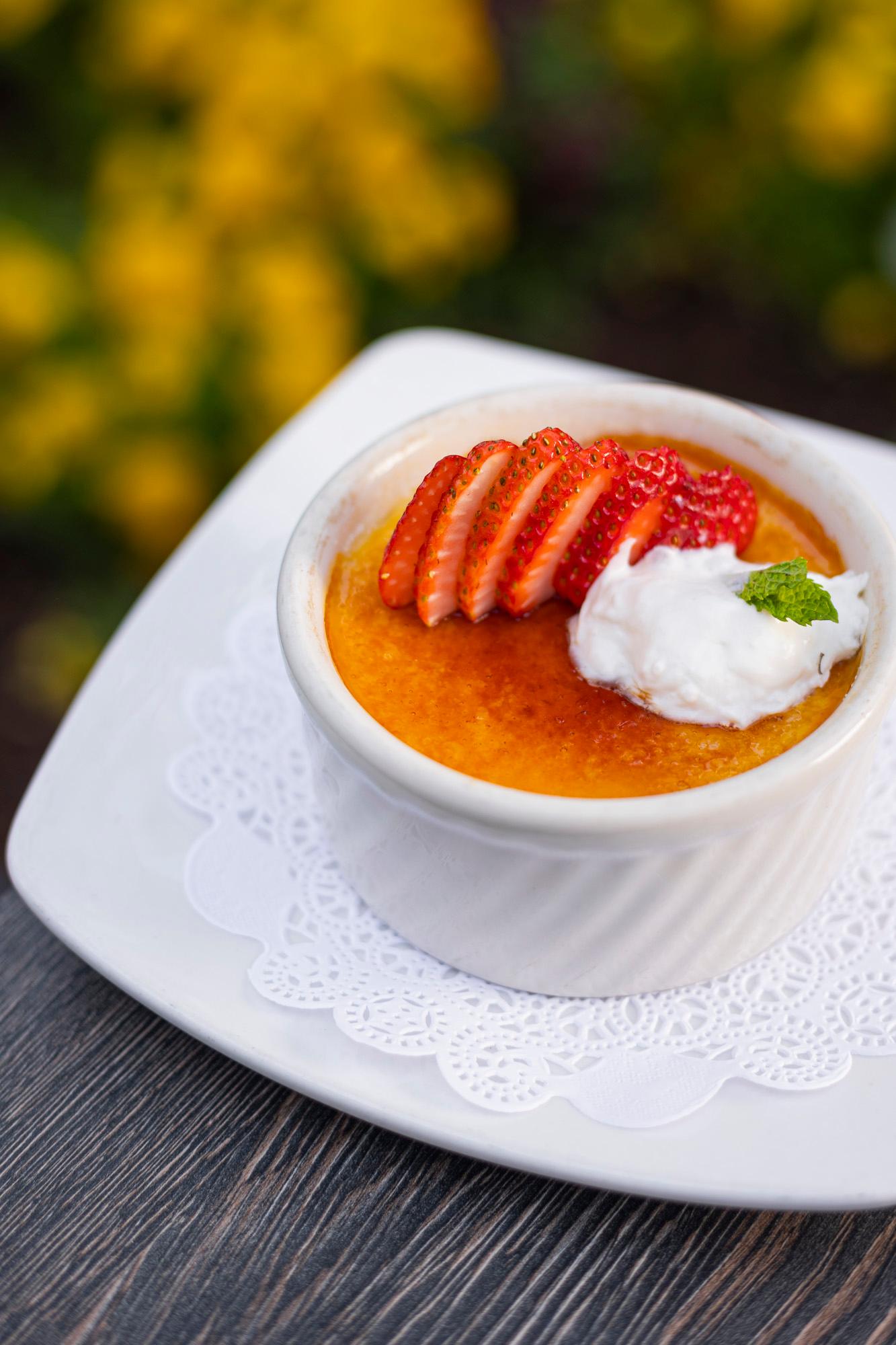 Order Vanilla Creme Brulee food online from Cafe Murrayhill store, Beaverton on bringmethat.com