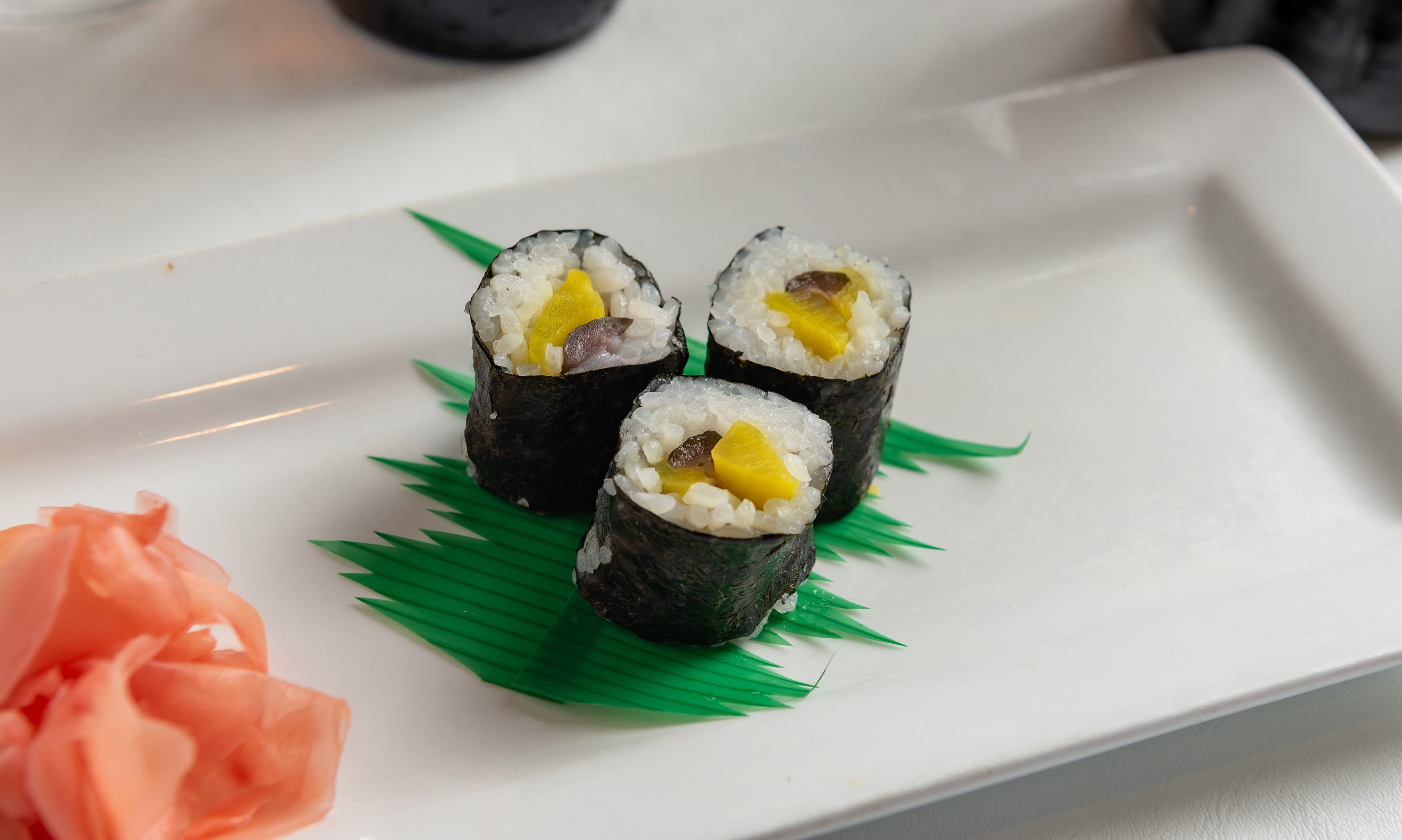 Order Yasai Roll food online from Phuket Thai Restaurant and Sushi store, Huntsville on bringmethat.com