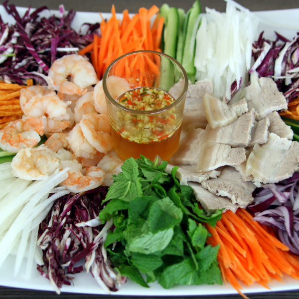 Order Fresh Spring Roll with Shrimp and Steam Pork food online from Pho Cali store, Rocklin on bringmethat.com