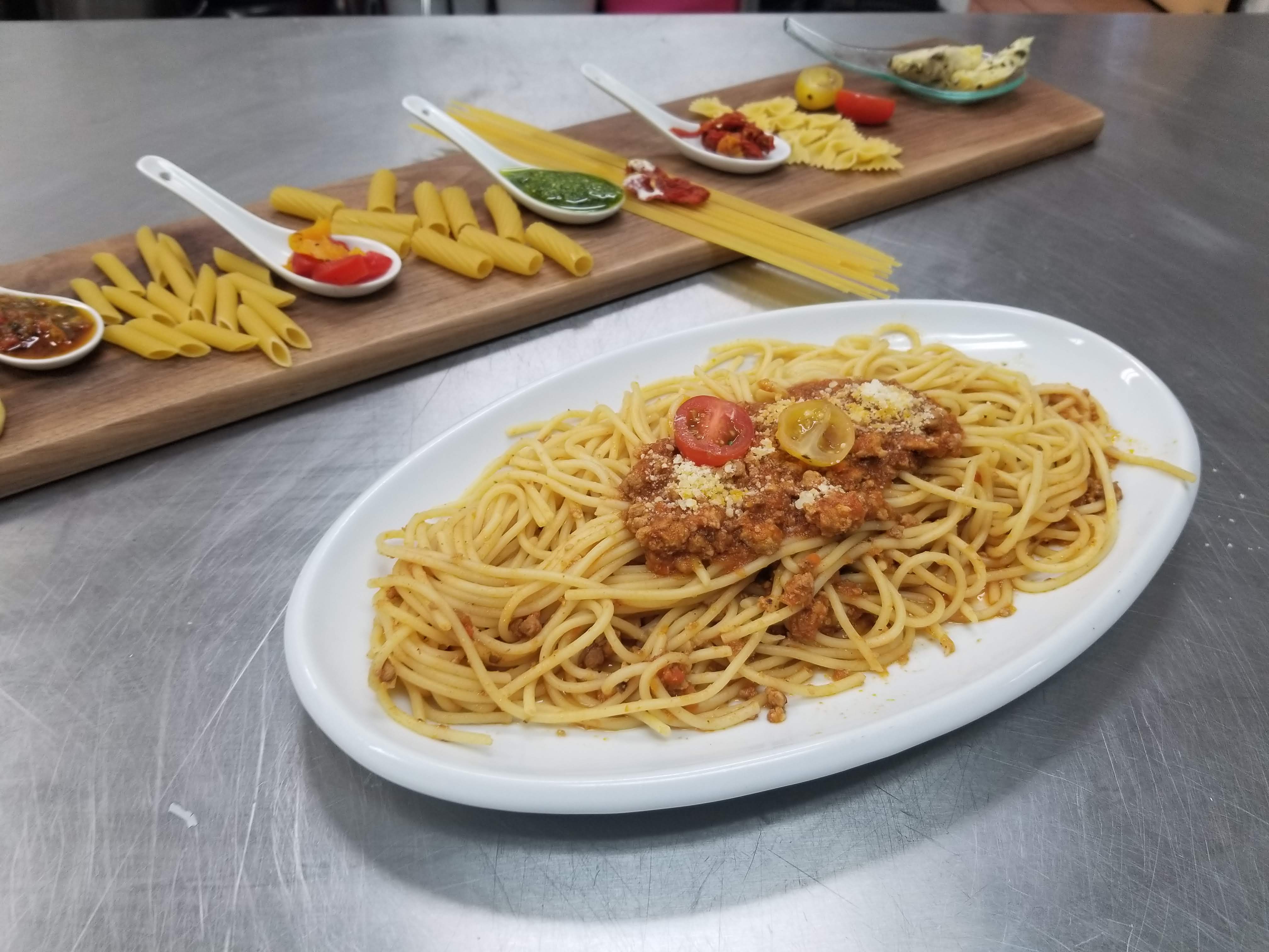 Order Spaghetti/Linguine food online from Solo Qui store, Las Vegas on bringmethat.com