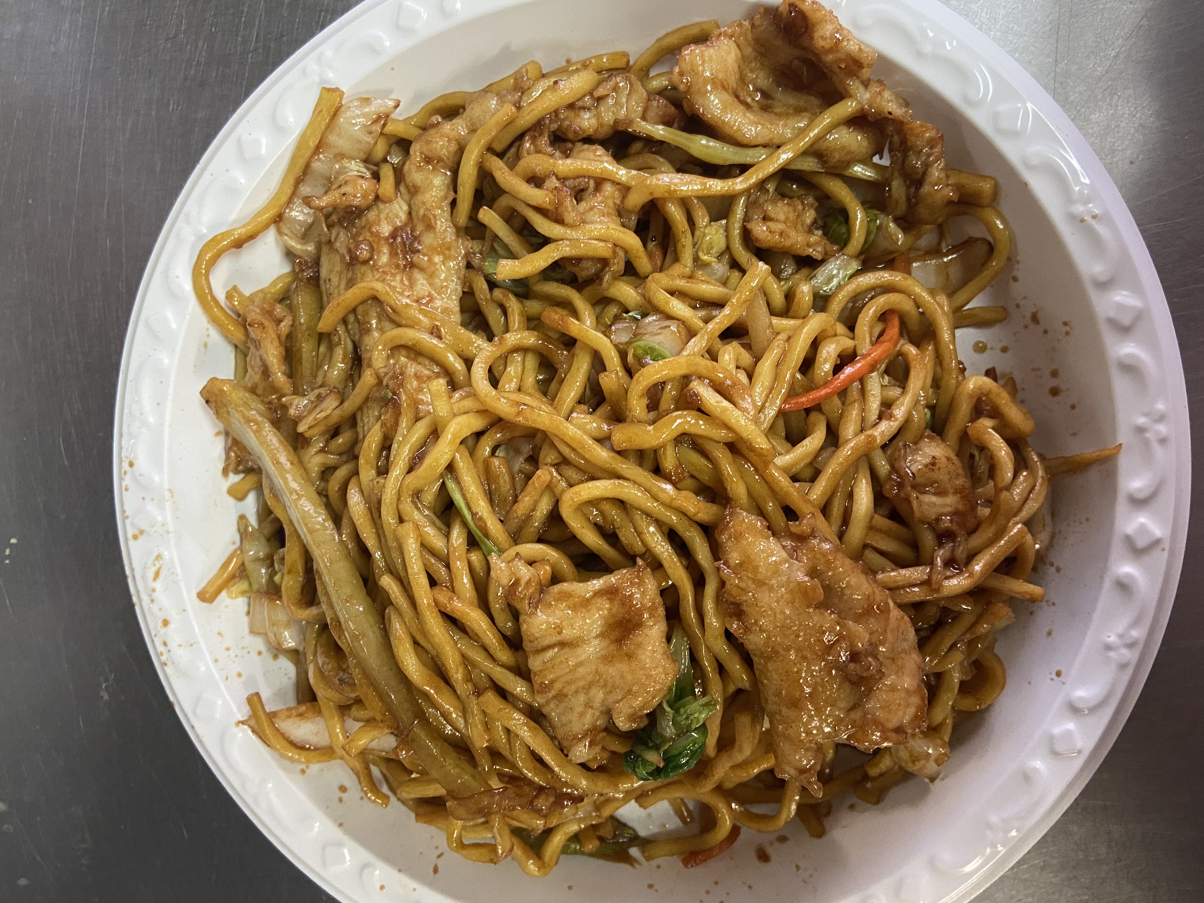 Order C24. Chicken Lo Mein Combination Platter food online from New Jin Xin store, Brooklyn on bringmethat.com