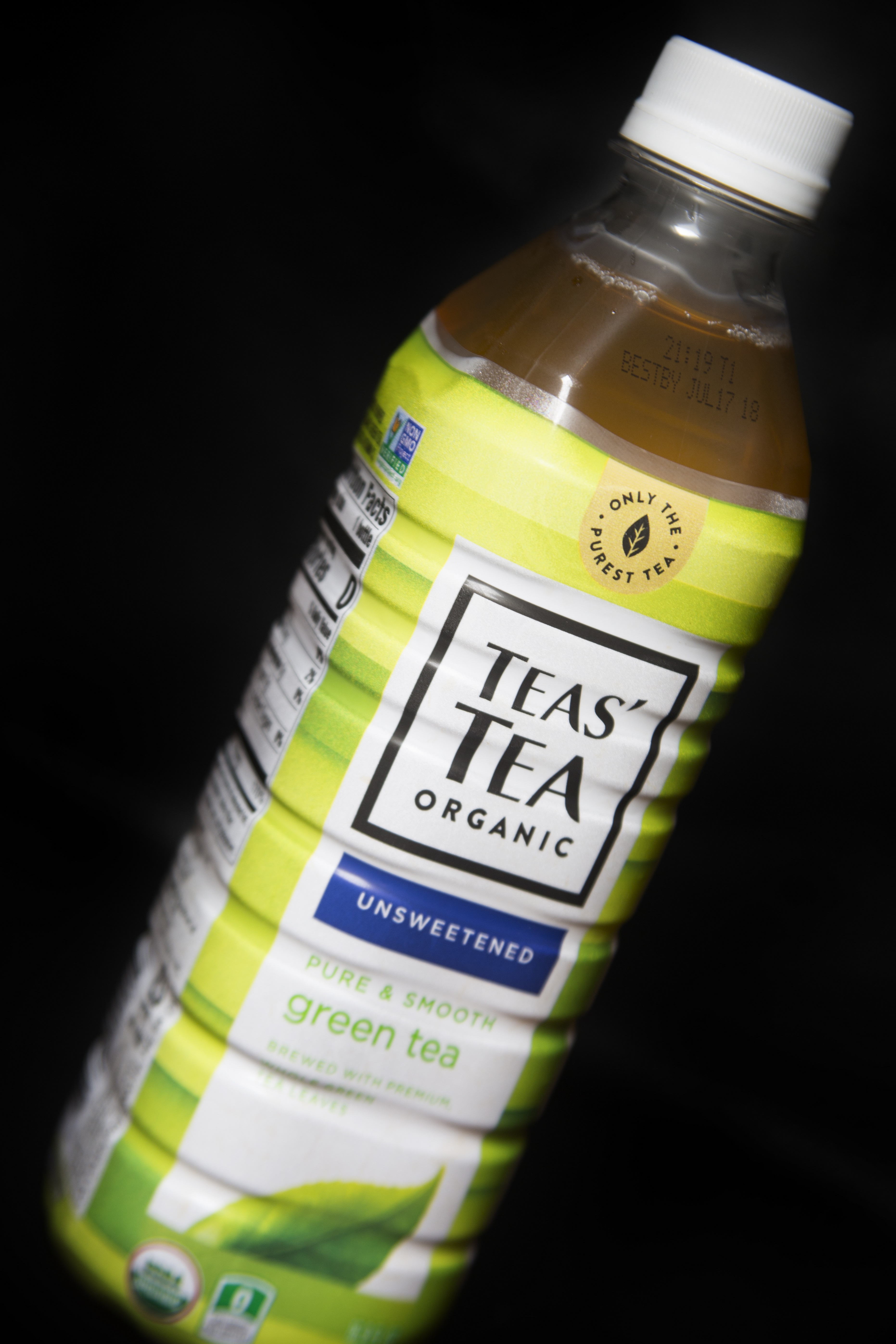 Order Organic Unsweetened Iced Green Tea food online from Sweet Basil store, Woodside on bringmethat.com