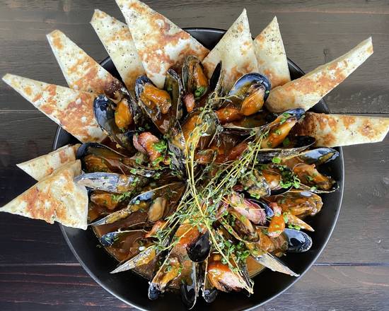 Order Steamed Mussels food online from Malama Pono Restaurant store, Sherman Oaks on bringmethat.com