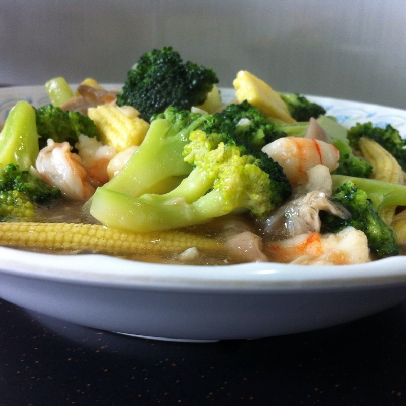 Order Steamed Shrimp with Vegetable food online from Kong's Kitchen store, Atlanta on bringmethat.com