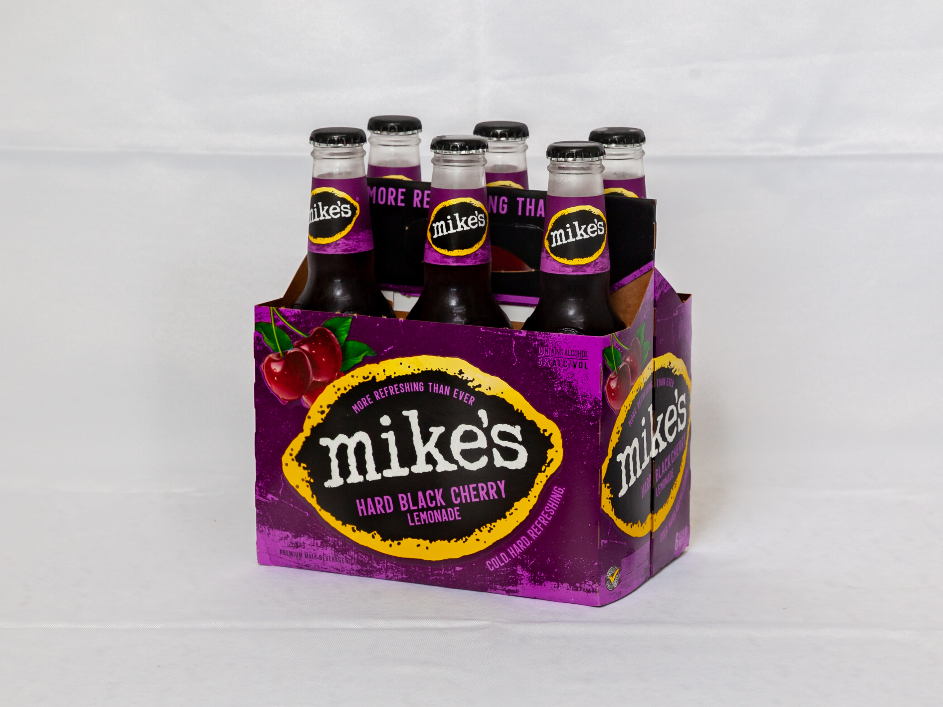 Order Mikes Hard Black cherry Lemonade 6 Pack Bottles 11.2 OZ food online from Country Club Hills Food And Liquor store, Country Club Hills on bringmethat.com