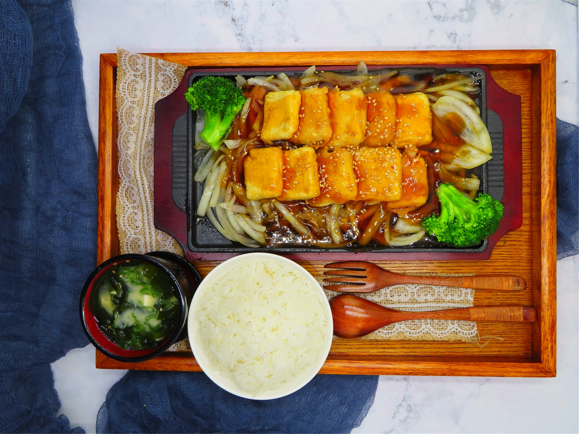 Order 31. Tofu Teriyaki food online from Peking Express store, South Ozone Park on bringmethat.com