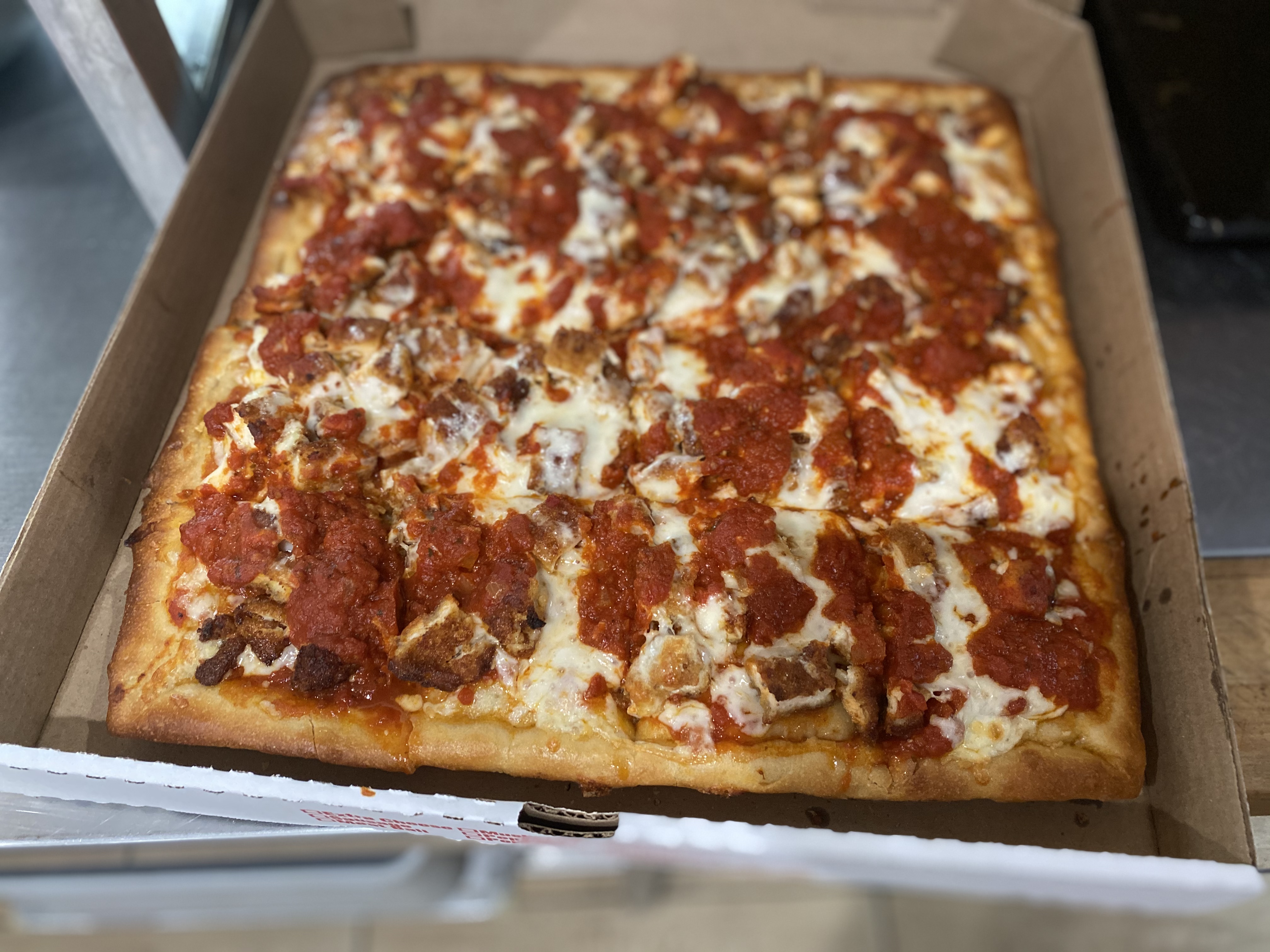 Order 16" Chicken Parmigiana Sicilian Specialty Pizza food online from Pepperoni store, Oaklyn on bringmethat.com