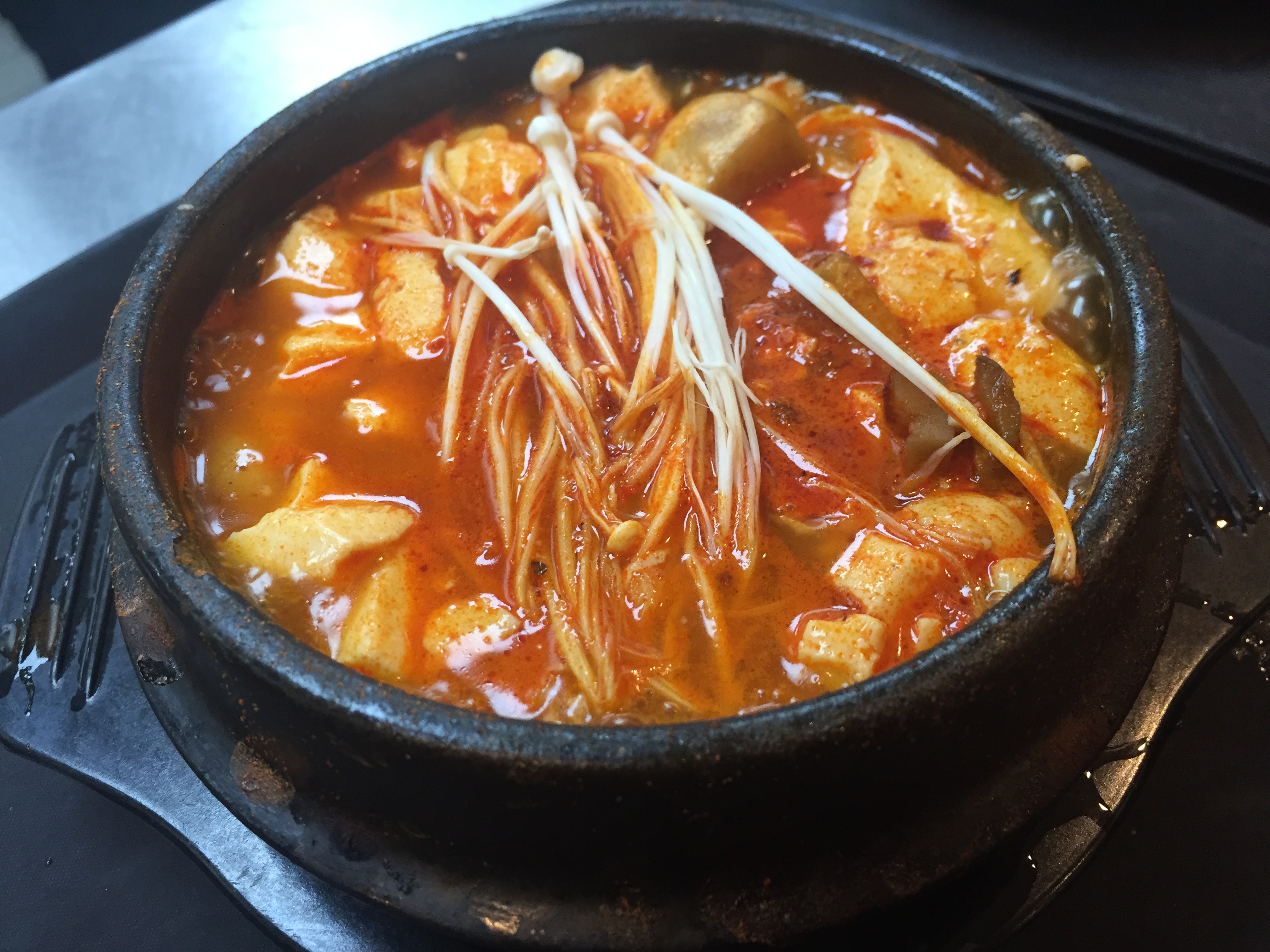 Order T1. Mushroom Tofu Soup food online from Jang Guem Tofu & Bbq store, Sugar Land on bringmethat.com