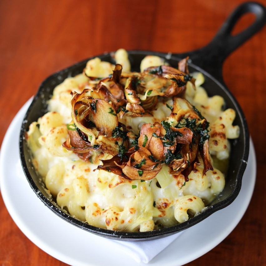 Order Artichoke Mac and Cheese food online from Quality Eats store, New York on bringmethat.com
