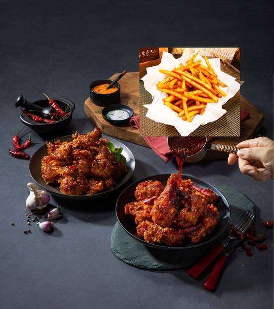 Order FAMILY COMBO (WHOLE BONE IN CHICKEN / FRIES) food online from TWOZONE CHICKEN HESPERIA store, Hesperia on bringmethat.com