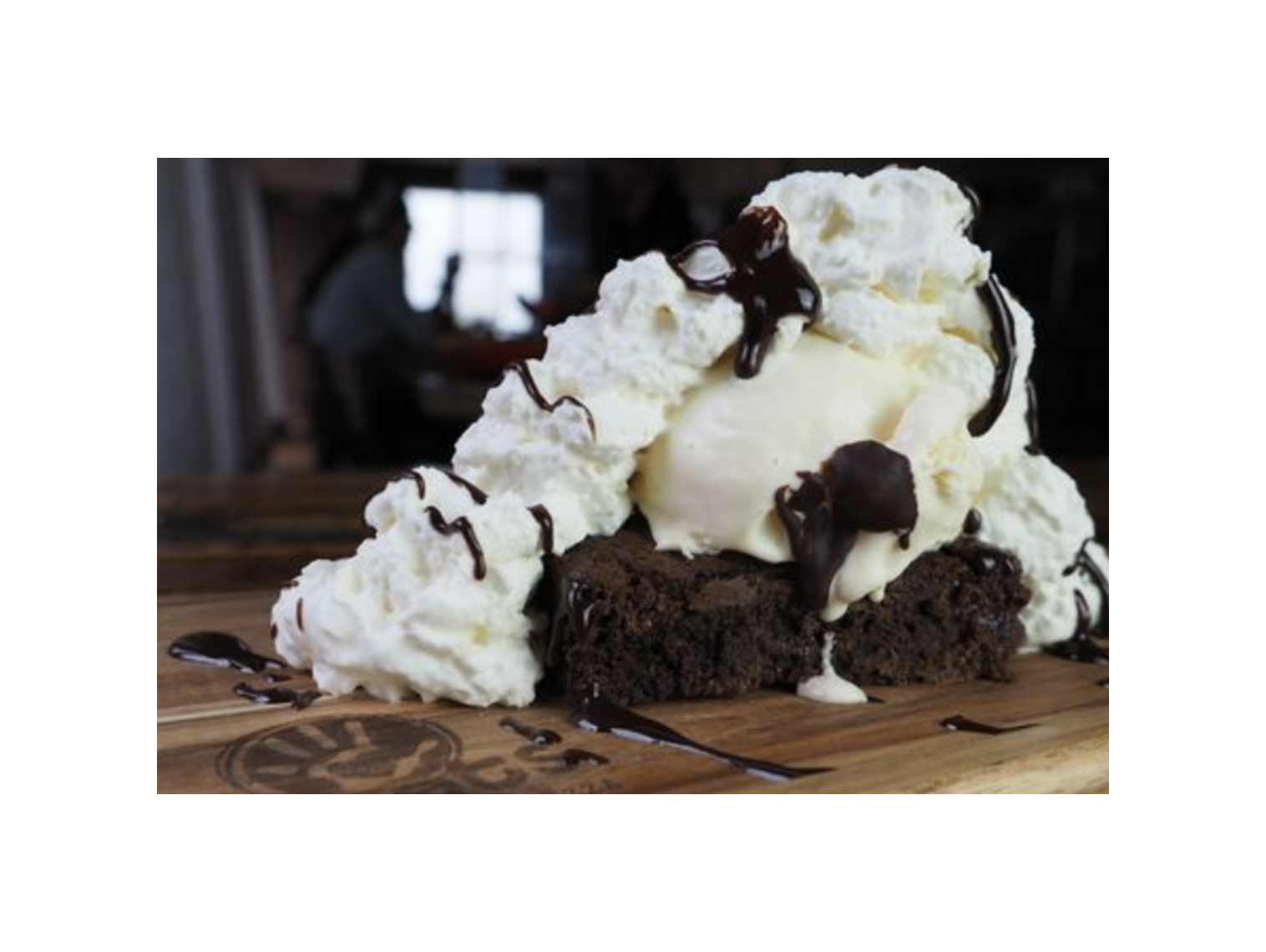 Order Brownie Sundae food online from Roots Handmade Pizza - West Town store, Chicago on bringmethat.com