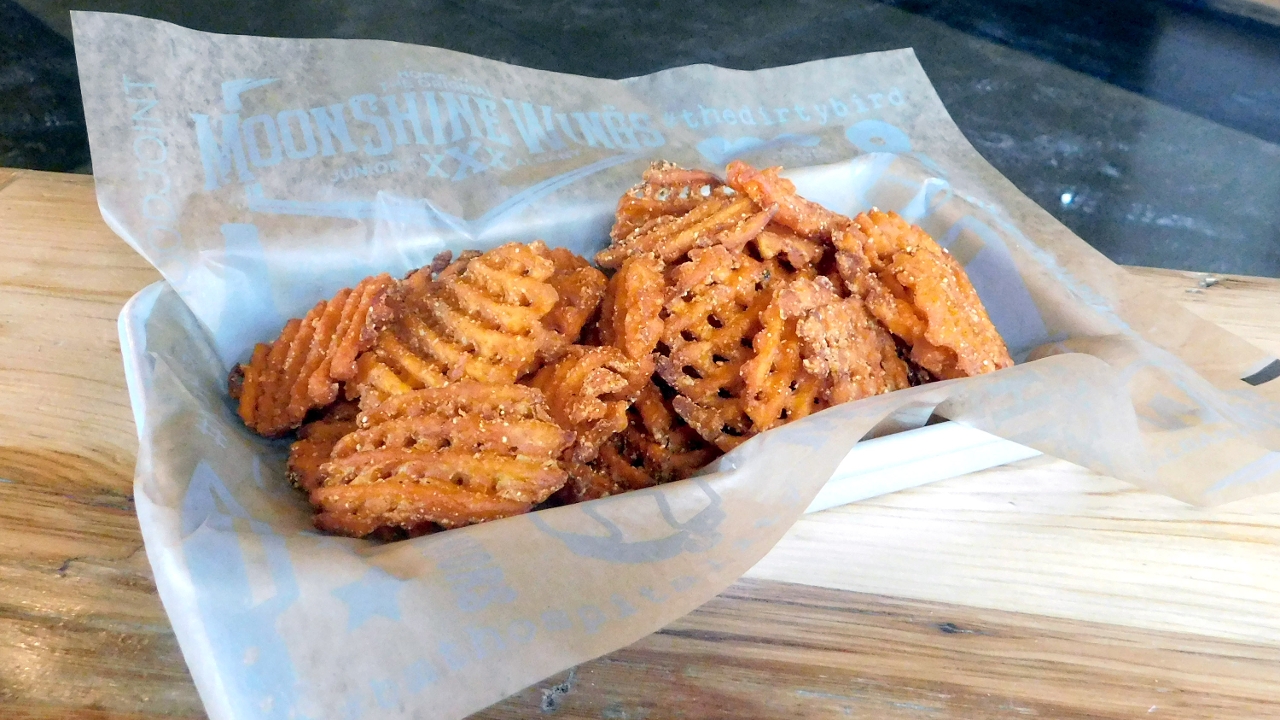 Order Sweet Potato Waffle Fries food online from Junior's Bar and Grill store, Albany on bringmethat.com