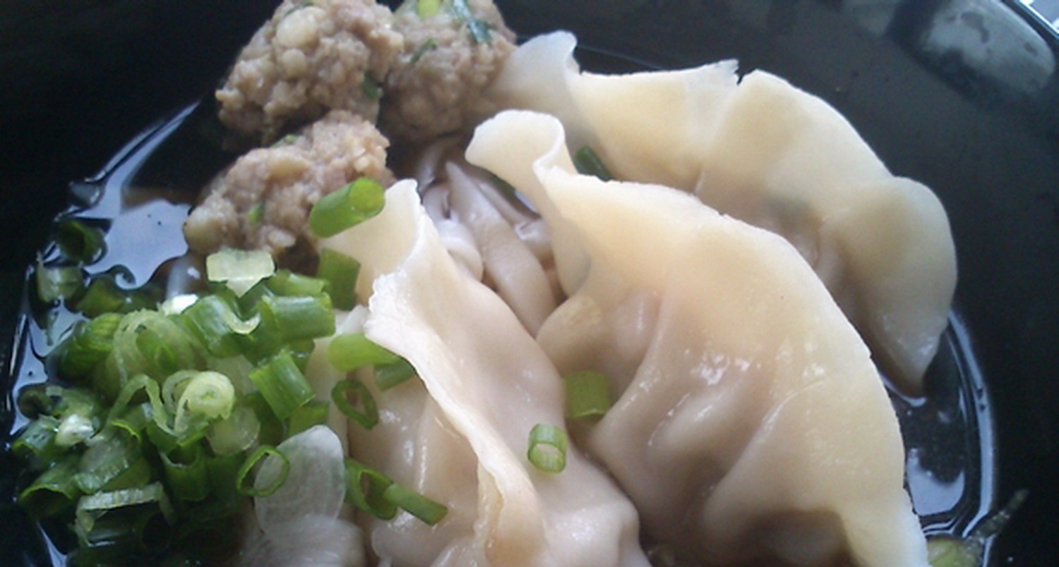 Order 38. Pork Gyoza Soup food online from Sea Thai store, Seattle on bringmethat.com