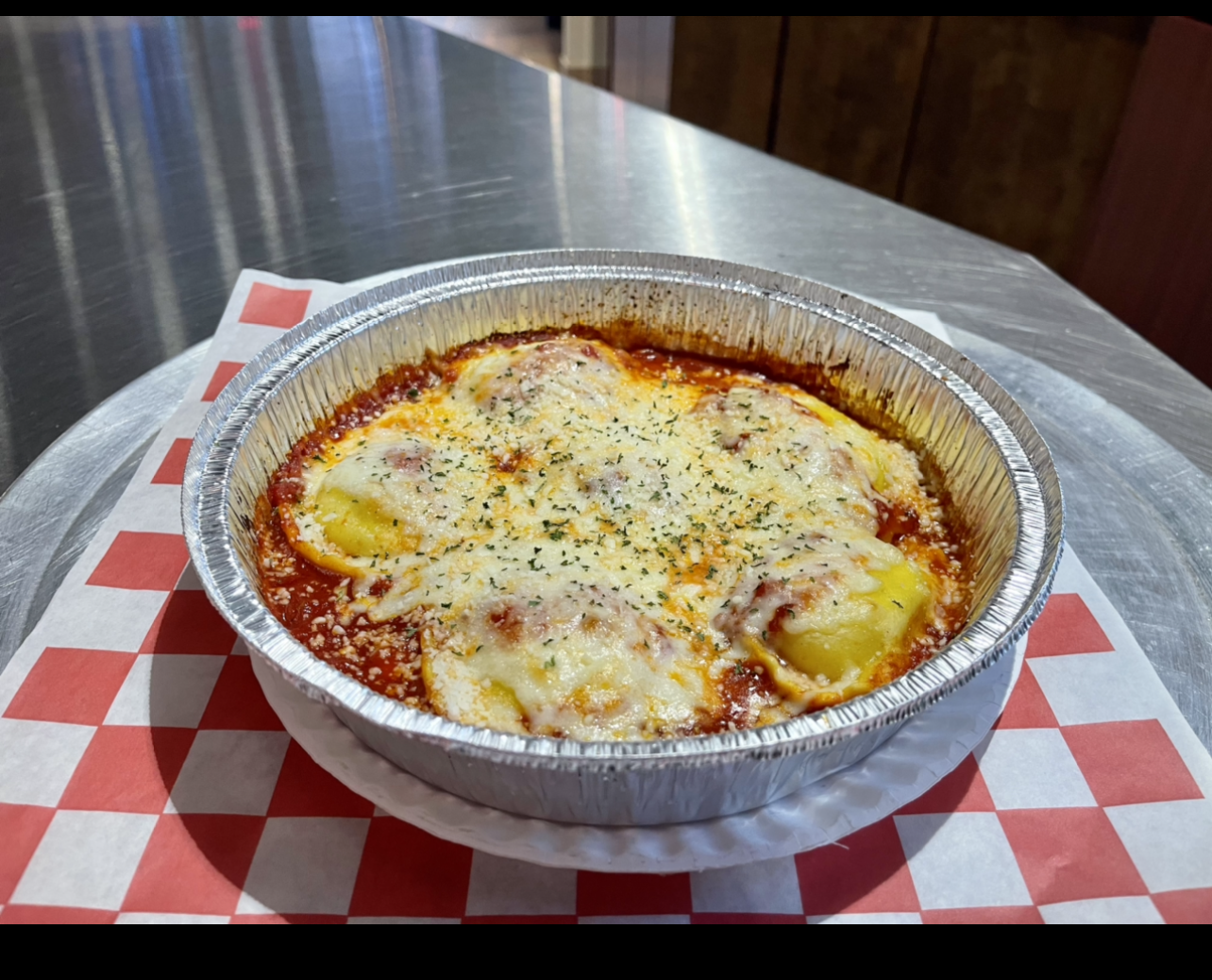 Order Cheese Ravioli with Marinara food online from Johnny's Pizza store, Cary on bringmethat.com