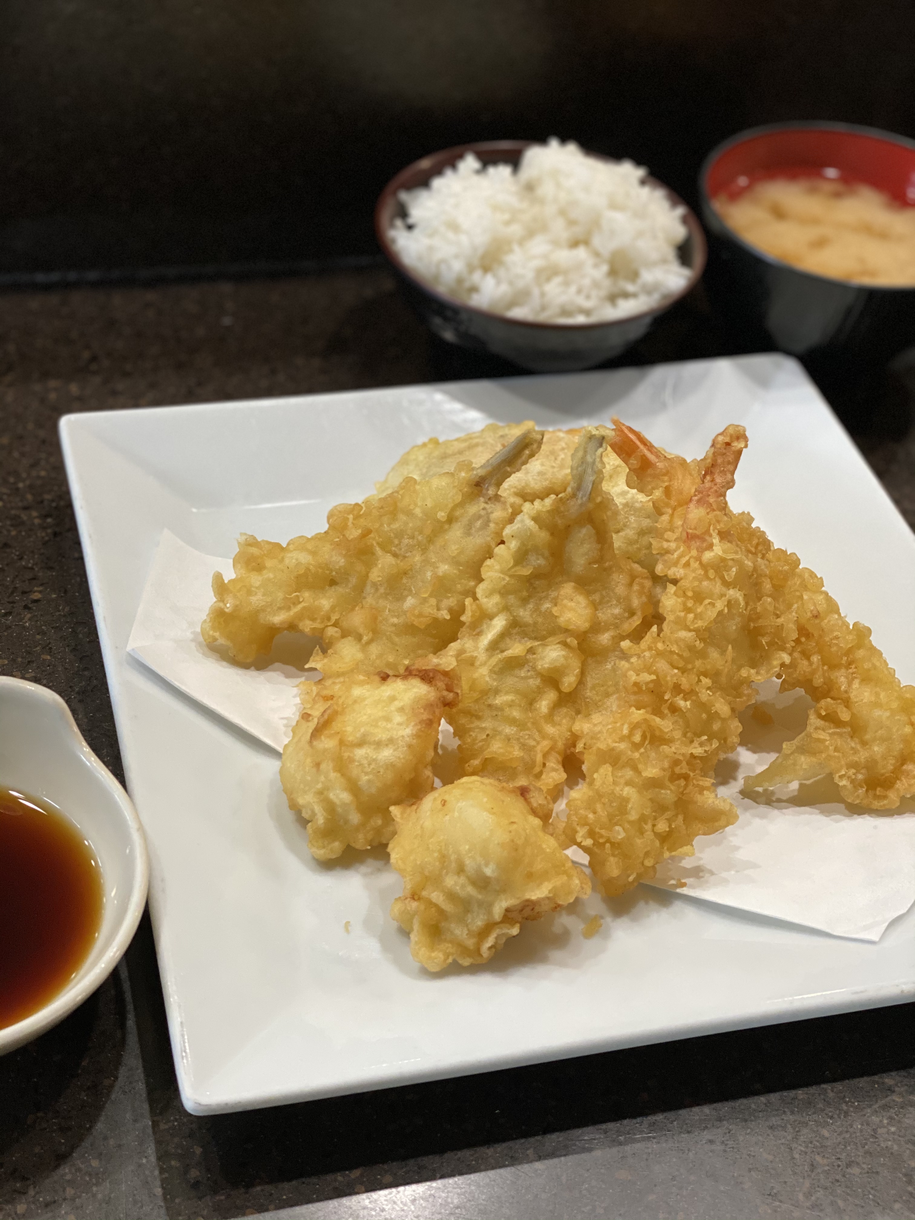 Order Seafood Tempura Lunch food online from Kanpai Japanese Sushi Bar &amp; Gril store, Santa Monica on bringmethat.com