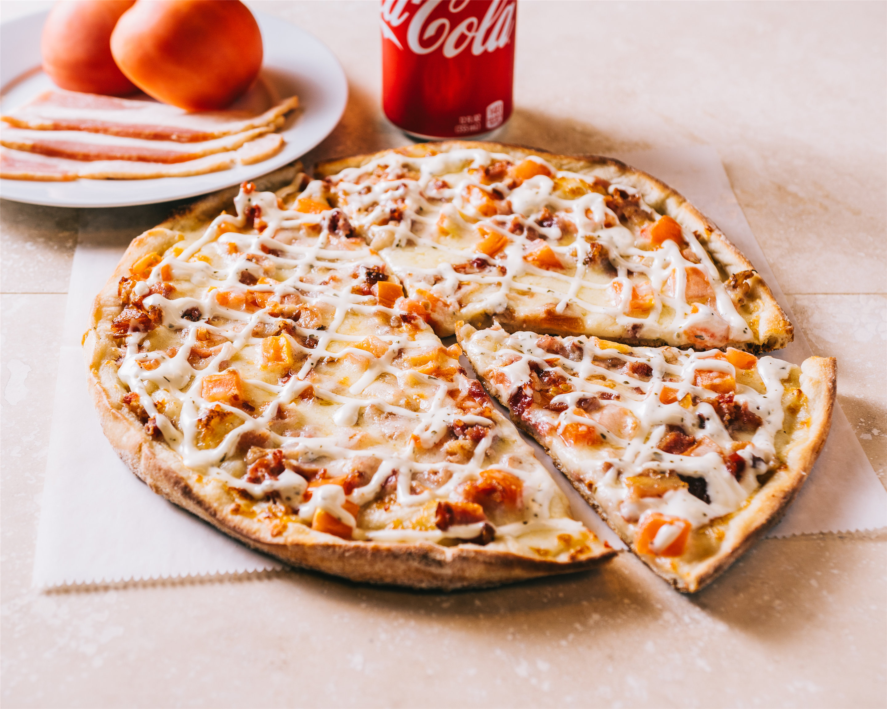 Order 16" Large Bacon and Tomato Pizza food online from Mr Burger And More store, Donna on bringmethat.com