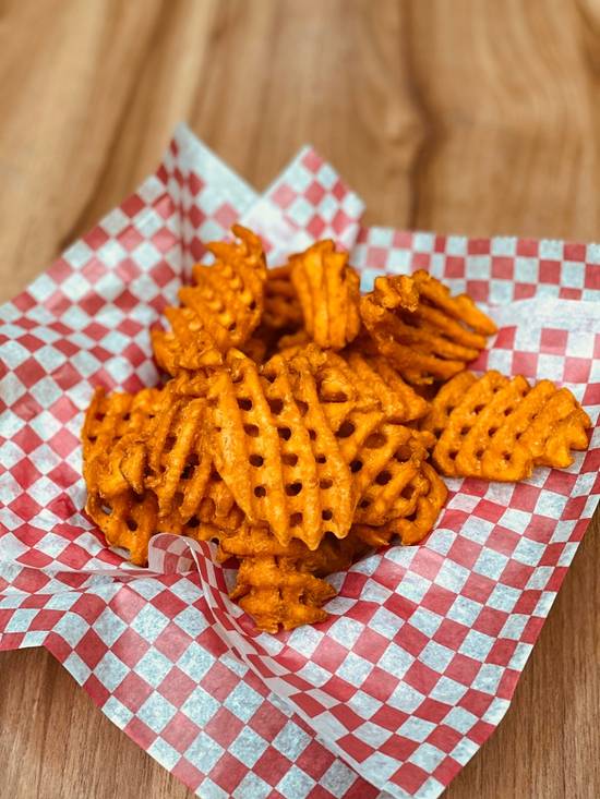 Order Sweet Potato Waffle Fries food online from Michael's Grill and Salad Bar store, Highland Park on bringmethat.com