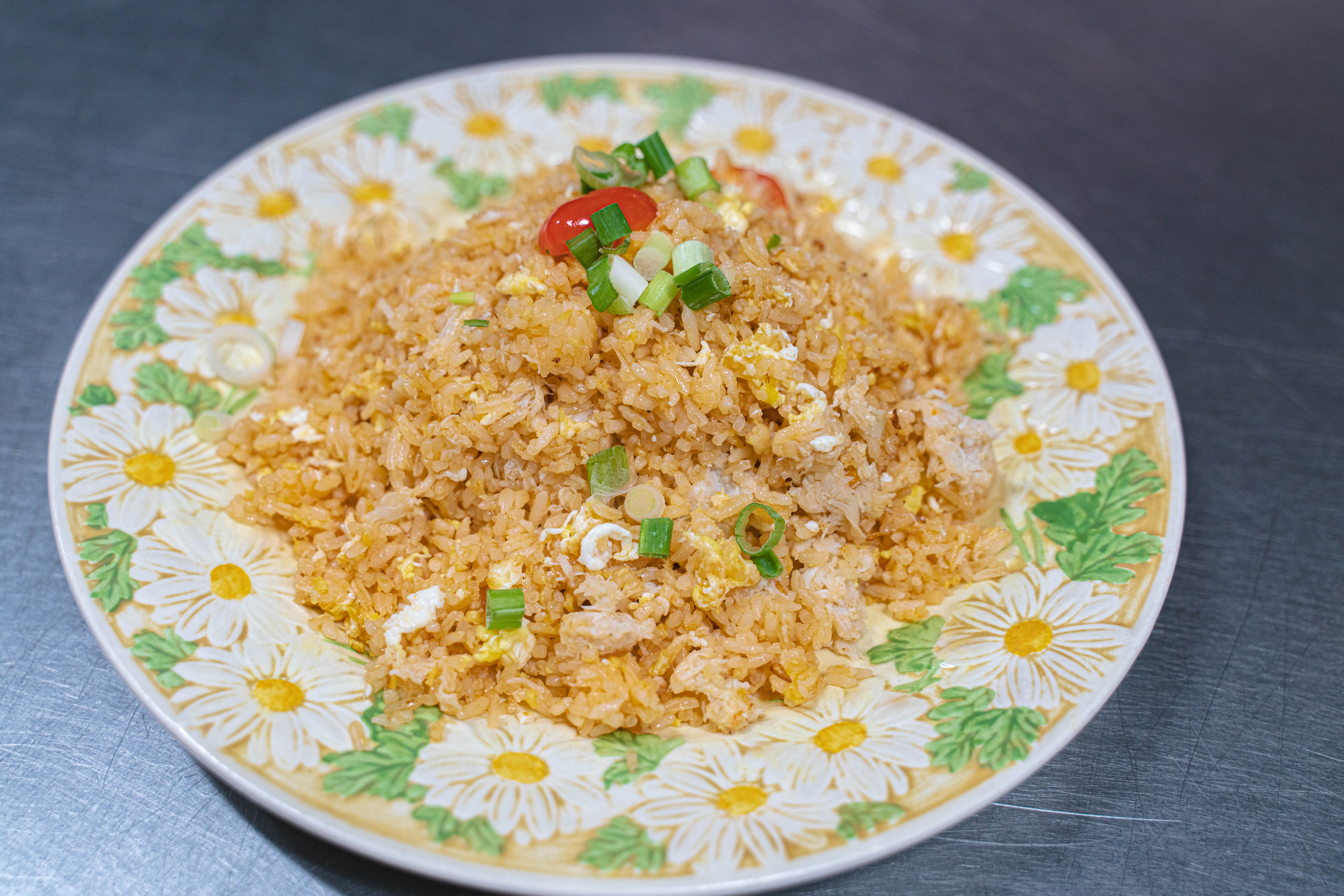 Order THAI FRIED RICE food online from Coco Thai Kitchen store, Los Angeles on bringmethat.com